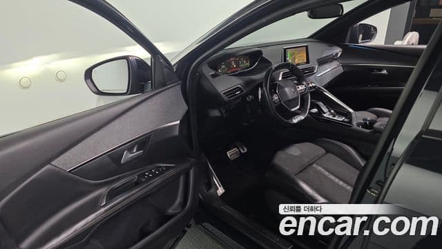 Peugeot 3008 2세대 1.6 BlueHDi GT Line, 2018 11