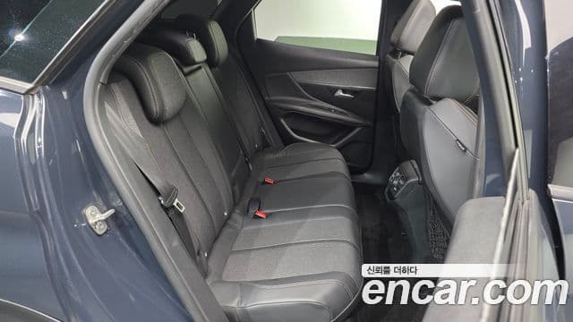 Peugeot 3008 2세대 1.6 BlueHDi GT Line, 2018 12