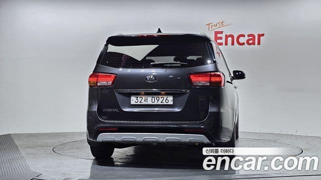 Kia All New Carnival Luxury, 2016 4