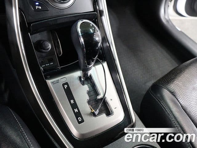 Hyundai Avante MD Modern, 2013 17