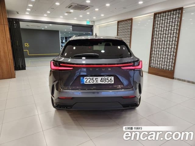 Lexus NX350h 2세대 Premium, 2025 4