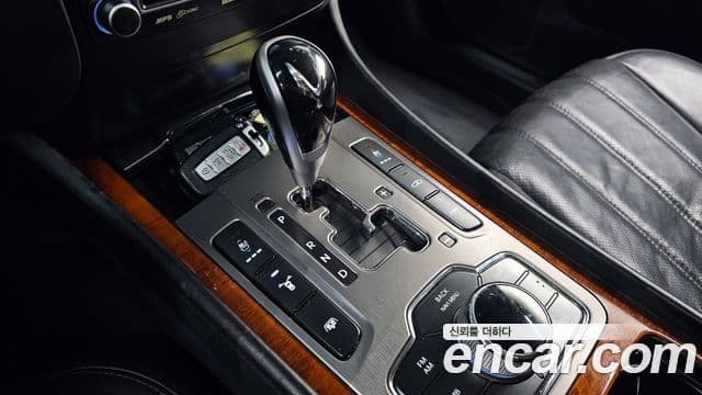 Hyundai Equus(новый кузов / новое поколение) Prestige VVIP팩, 2012 9