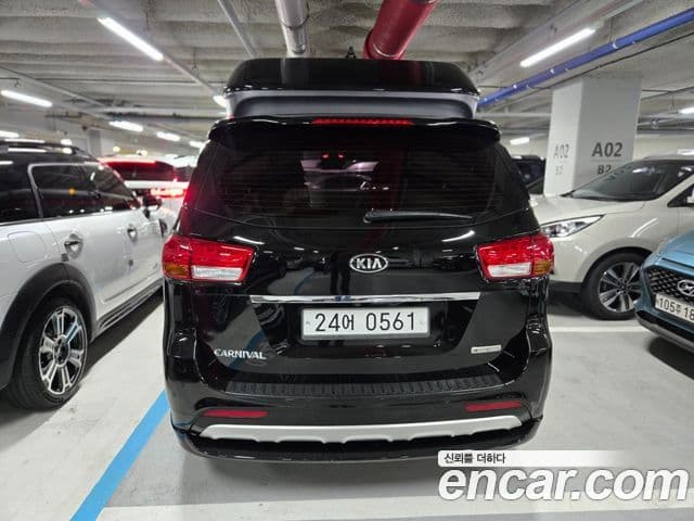 Kia All New Carnival Noblesse, 2016 4