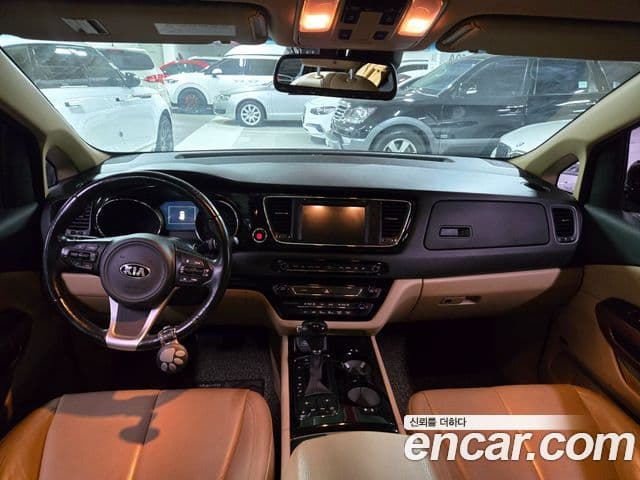 Kia All New Carnival Noblesse, 2016 6