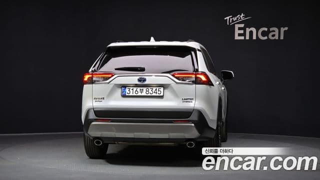 Toyota RAV4 5세대 2.5 4WD гибрид LTD, 2024 4