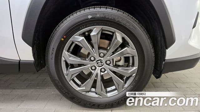 Toyota RAV4 5세대 2.5 4WD гибрид LTD, 2024 все фото