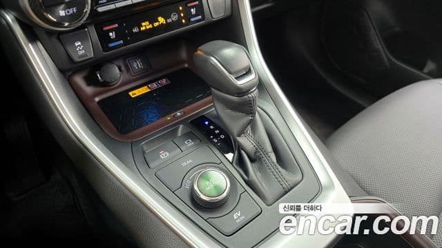 Toyota RAV4 5세대 2.5 4WD гибрид LTD, 2024 9