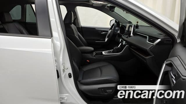 Toyota RAV4 5세대 2.5 4WD гибрид LTD, 2024 11