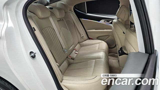 Genesis The / новый New G70, 2023 12