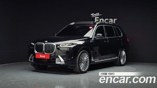 BMW X7 (G07) xDrive 40i Design Pure Excellence 6인승, 2025 1