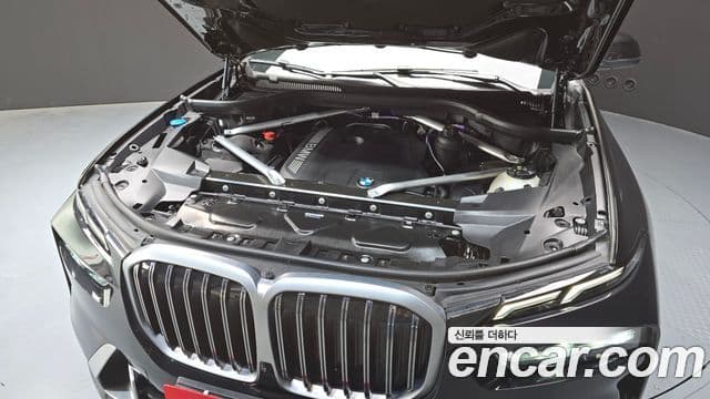 BMW X7 (G07) xDrive 40i Design Pure Excellence 6인승, 2025 6