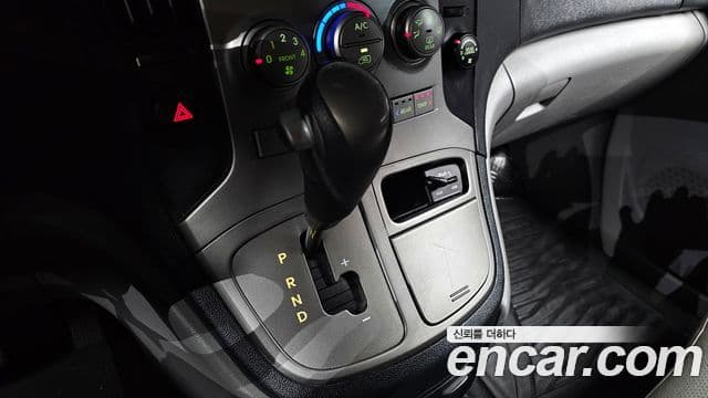 Hyundai Grand Starex кемпер, 2015 9