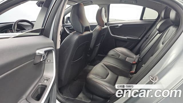 Volvo S60 2세대, 2016 12