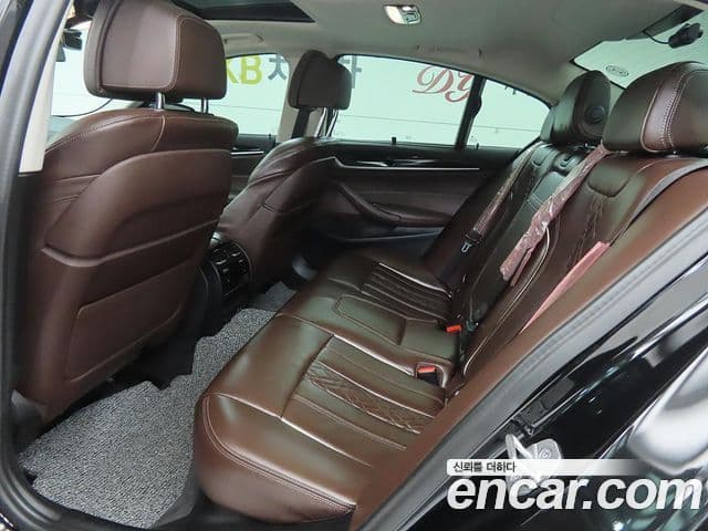 BMW 5시리즈 (G30) Luxury, 2022 6