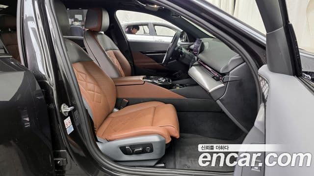 BMW 5시리즈 (G60) 530i xDrive M Sport, 2024 11