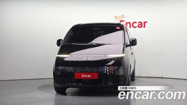 Hyundai Staria Modern, 2022 3