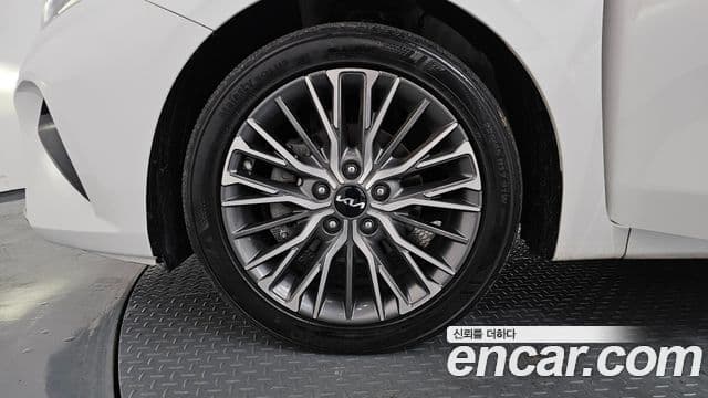 Kia The / новый New K3 2세대 Noblesse, 2022 все фото