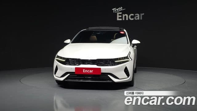 Kia K5 гибрид 3세대 Signature, 2023 3