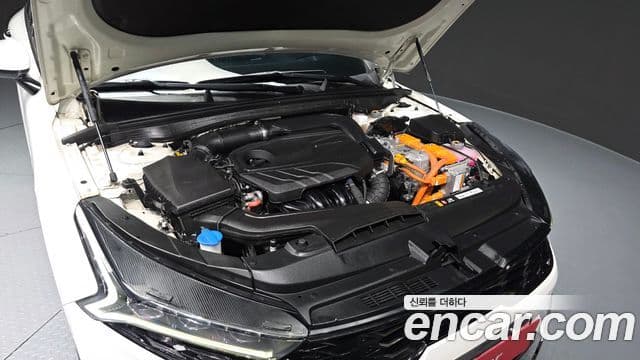 Kia K5 гибрид 3세대 Signature, 2023 6