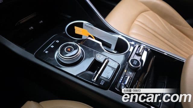 Kia K5 гибрид 3세대 Signature, 2023 9