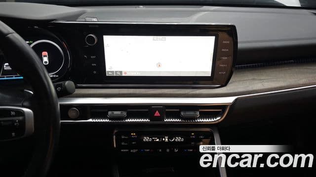 Kia K5 гибрид 3세대 Signature, 2023 14