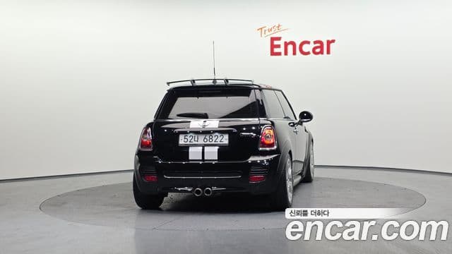 Mini Cooper S Camden, 2010 3