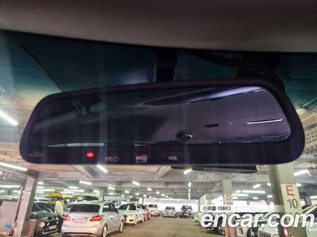 Kia All New Carnival Luxury, 2016 11