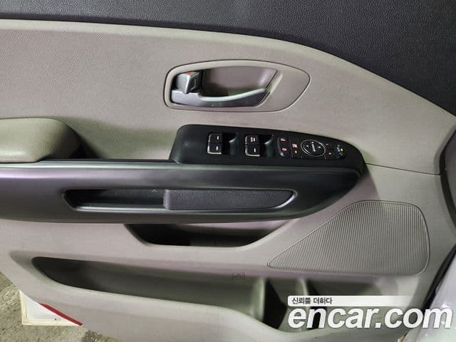 Kia All New Carnival Luxury, 2016 13
