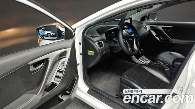 Hyundai Avante MD Luxury, 2012 11