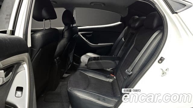 Hyundai Avante MD Luxury, 2012 12