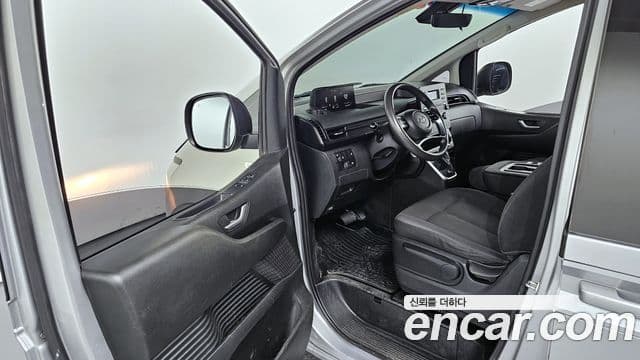 Hyundai Staria Smart, 2022 10