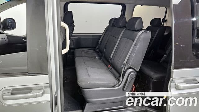 Hyundai Staria Smart, 2022 11