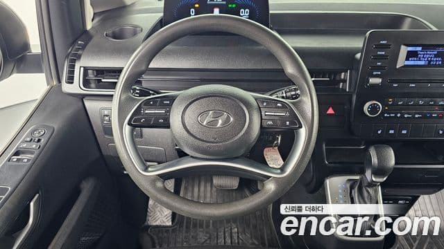 Hyundai Staria Smart, 2022 17