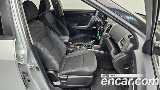 KG모빌리티(SsangYong) Tivoli TX 2WD, 2015 10