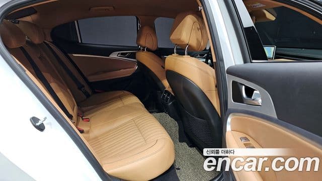 Genesis The / новый New G70, 2021 11