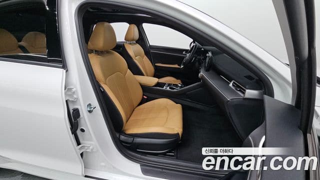Kia K5 3세대 Prestige, 2022 11