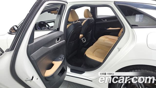 Kia K5 3세대 Prestige, 2022 12