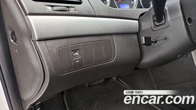Hyundai NF Sonata 트랜스폼 LPG N20 Deluxe, 2008 16