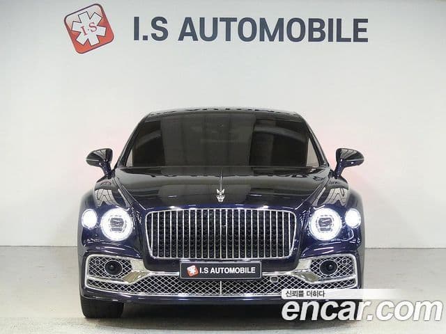 Bentley Flying Spur 3세대 4.0 Azure, 2023 2