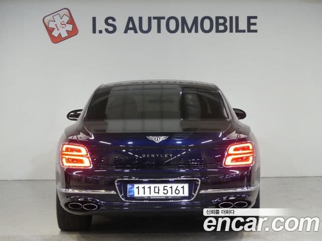 Bentley Flying Spur 3세대 4.0 Azure, 2023 3