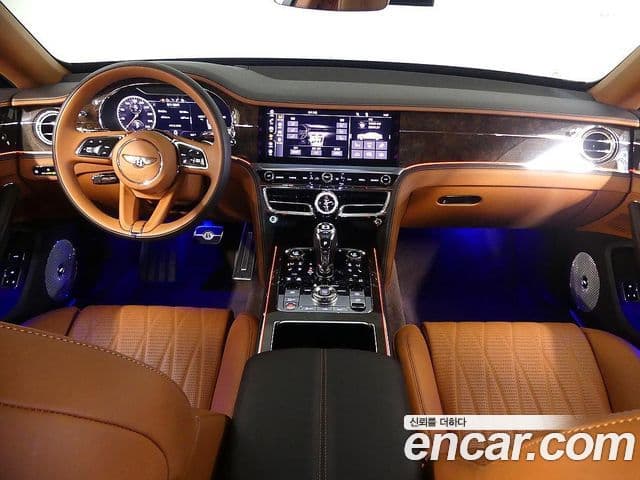 Bentley Flying Spur 3세대 4.0 Azure, 2023 все фото