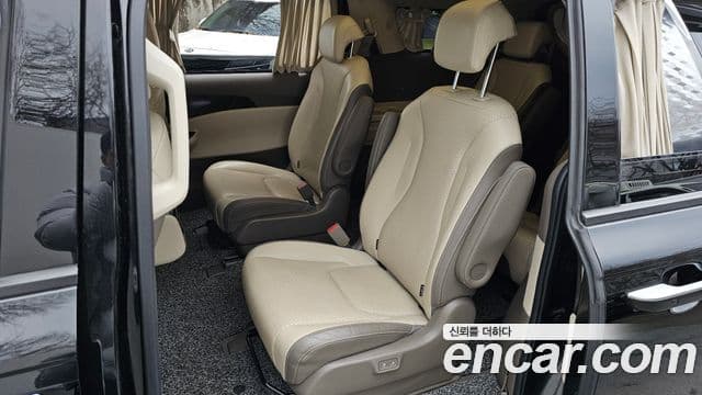 Kia Carnival 4세대 Signature, 2021 12