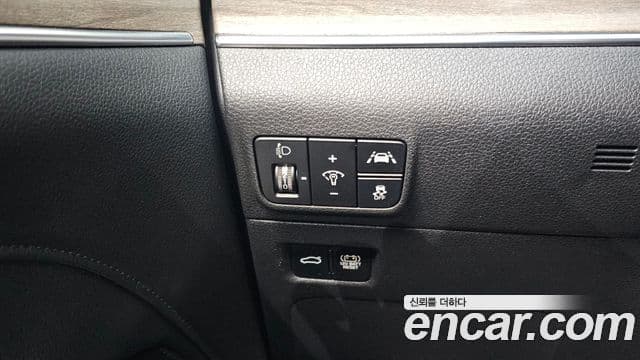 Kia K5 гибрид 3세대 Noblesse, 2023 15