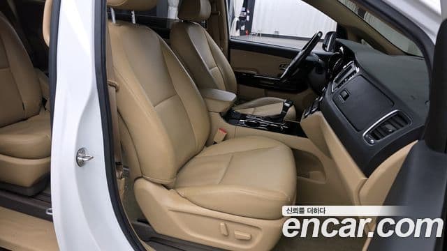 Kia The / новый New Carnival Prestige, 2019 11