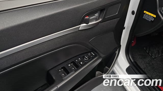 Hyundai The / новый New Avante AD Style, 2019 13