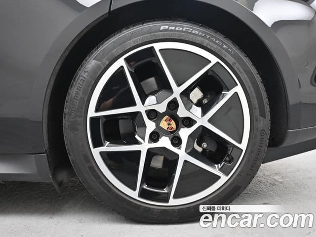 Porsche 타이칸 базовый, 2025 все фото