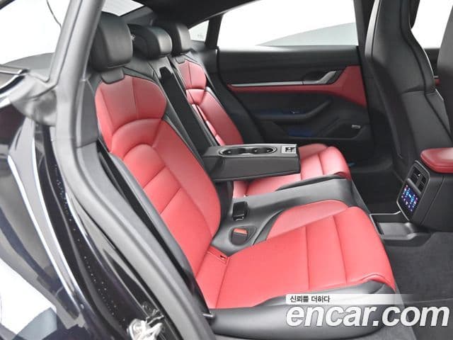 Porsche 타이칸 базовый, 2025 12