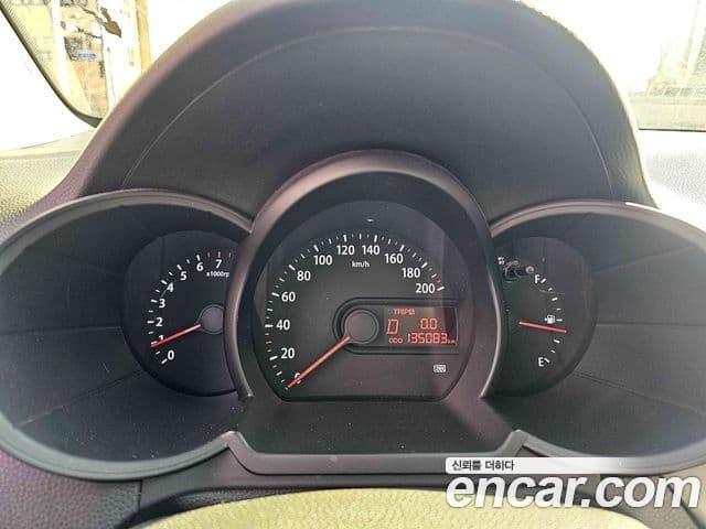 Kia All New Morning Luxury, 2012 11