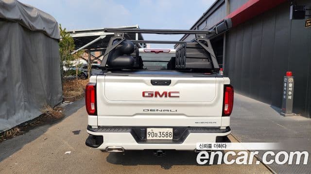 GMC 시에라 Denali, 2023 4
