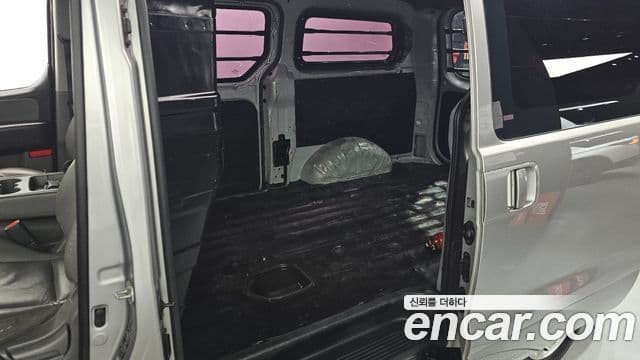 Hyundai Grand Starex CVX Luxury, 2012 12